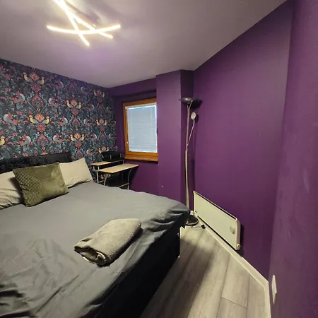 2 Bedroom Centre Manchester