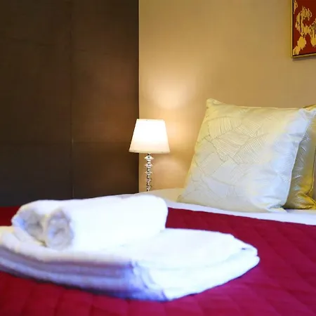 Modern 2 Bed House Close To