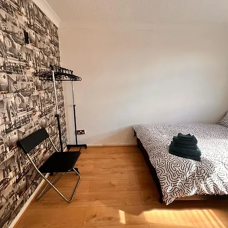 アパート Stylish To Rent 100m From The Etihad And Coop Live *