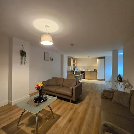 Spacious 2 Bedroom Centre * Μάντσεστερ