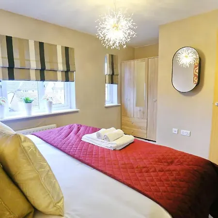 Апартаменты Modern 2 Bed House Close To Манчестер