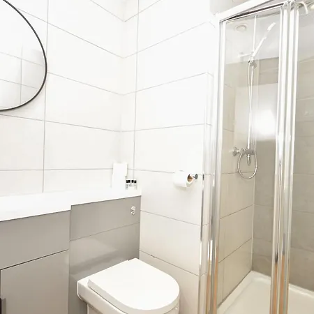 Modern 3bed Flat In W Security Manchester