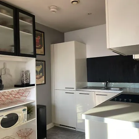 Stunning Centre Flat With A Terrace Apartment Manchester