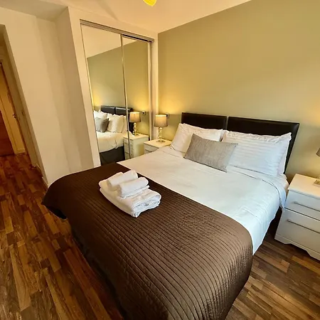 Bloom - Centre - Gated Parking *