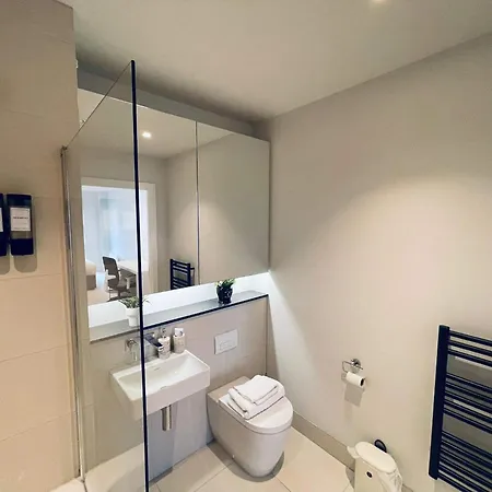 Apartment Sky View Centre Luxe - 2 Bedrooms Manchester