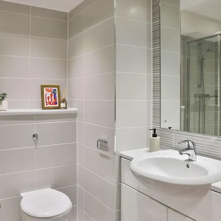 For Students Only - Tatton House In * Manchester