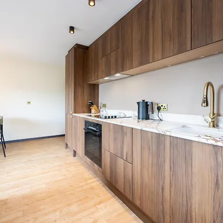 Luxe Life Quirky 2bed *