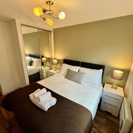 Bloom - Centre - Gated Parking *