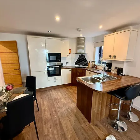 Bloom - Centre - Gated Parking Apartment Manchester