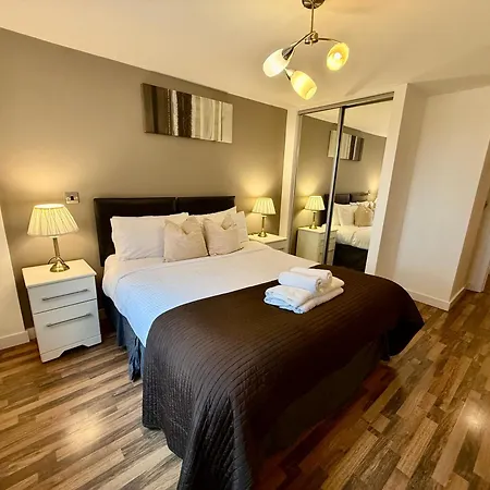 Bloom - Centre - Gated Parking *