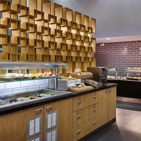 曼彻斯特市中心皇冠假日酒店 酒店