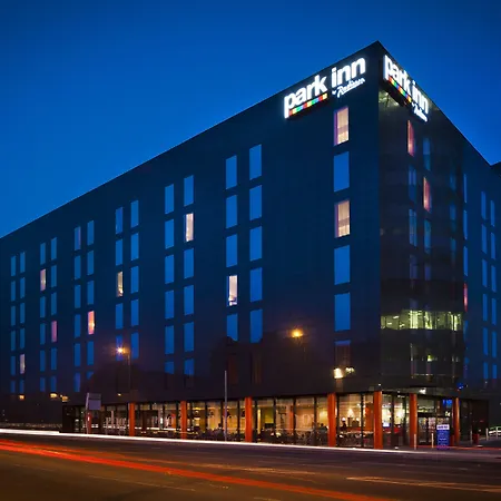 Radisson Centre, A Verified Net Zero 4* مانشستر