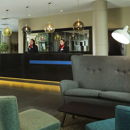 Radisson Centre, A Verified Net Zero 4* مانشستر