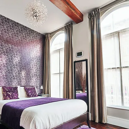 Lushpads Guest house 4*