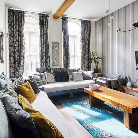 Lushpads Mánchester