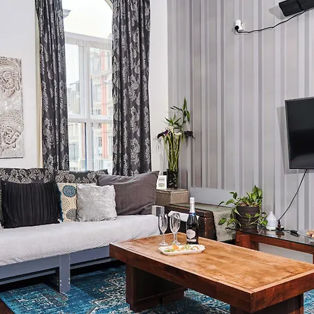 Pensión Lushpads Mánchester