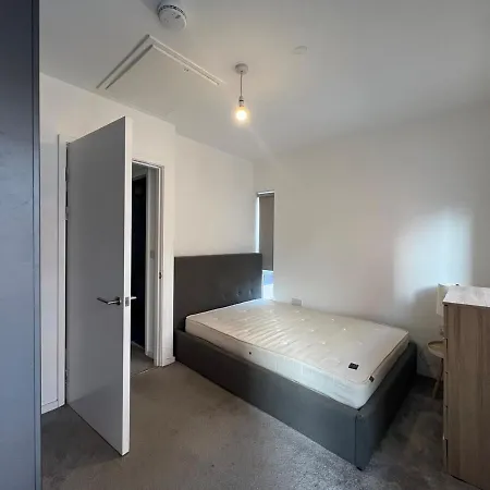 Apartment Modern New Build 3 Bed House Manchester Stockport