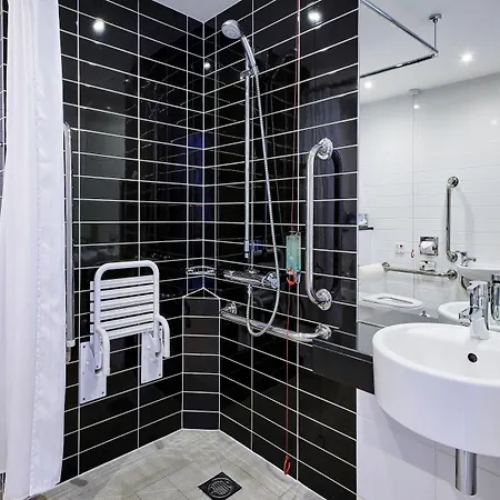 Otel Express Centre Arena By Ihg