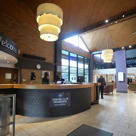 The Waterside And Leisure Club Hotel