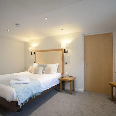 Hotel The Waterside And Leisure Club Manchester