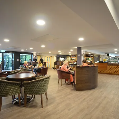 The Waterside And Leisure Club 3* Manchester