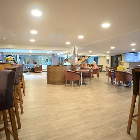 The Waterside And Leisure Club Hotel 3*