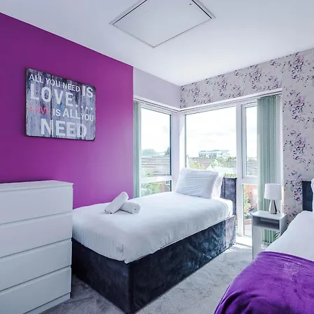 بيت للعطل Large Townhouse By The Etihad & Coop Live Arena With Free Parking *