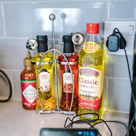 Cosy 3bdr House By Vista Short Lets & Serviced With Ps4 And Parking * Μάντσεστερ