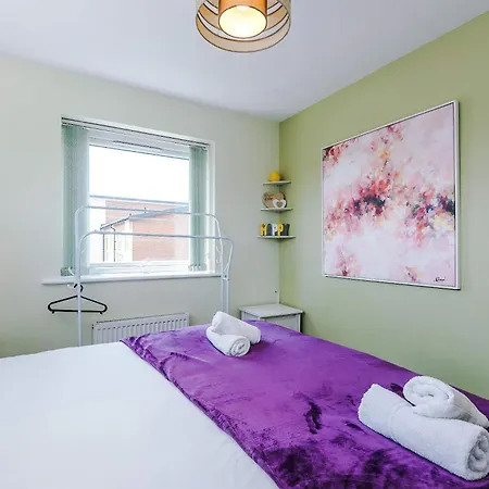 Nyaraló Large Townhouse By The Etihad & Coop Live Arena With Free Parking Manchester