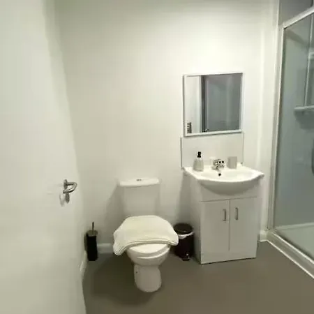 The Failsworth Collection - Stylish With Free Parking Manchester