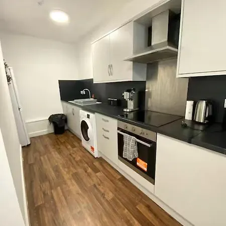 The Failsworth Collection - Stylish With Free Parking Appartement Manchester