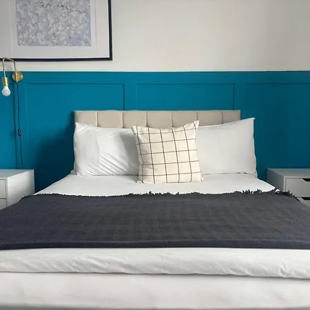公寓 Modern Sleeps 4 & Free Parking 曼彻斯特
