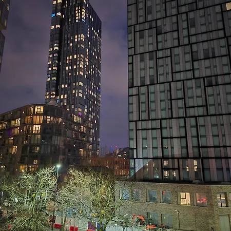Mega5 Modern 2bedroom Luxury Deansgate-2baths, 2toilets, With Car Park شقة