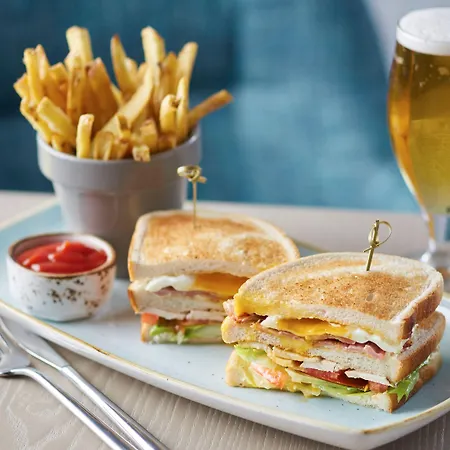 曼彻斯特城市中心假日酒店