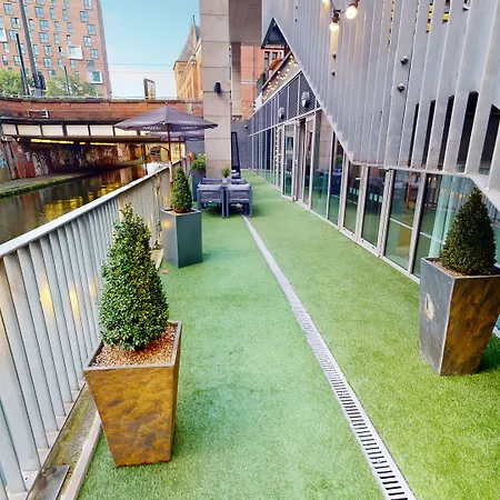 Hotel - Centre By Ihg 4*