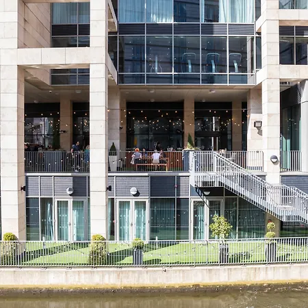 - Centre By Ihg Hotel Manchester