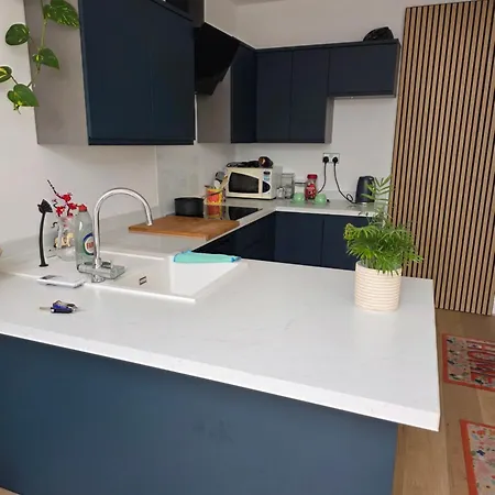 Гостевой дом Bee Hive Flat *