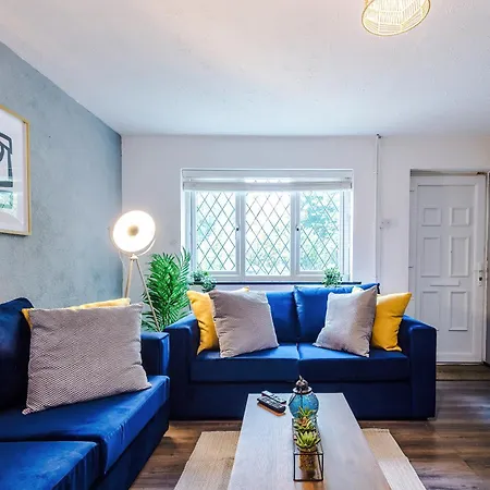 Stylish - 5g Wifi - Free Off-road Parking - Sleeps 7 Ferienhaus Manchester