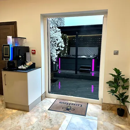 בית נופש Luxehaus Mcr מנצ'סטר