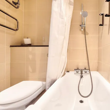 Airport By Dancenter