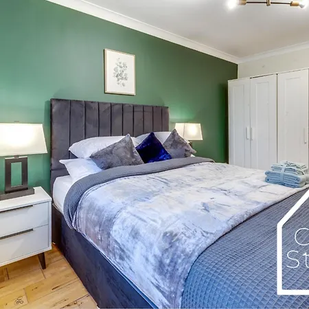 Сasa de vacaciones Spacious 4 Bedroom House With Pool Table And Pac-man Games In The Centre Mánchester