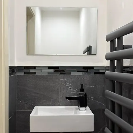 Home-from-home Near Etihad, Garden & Free Parking * Manchester