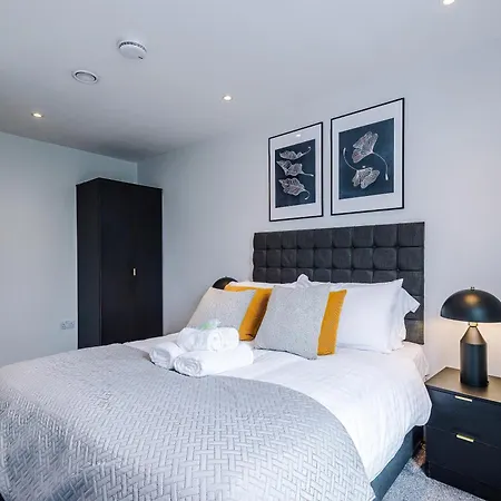 Luxury 1br Self Check-in 10mins To Centre * Μάντσεστερ