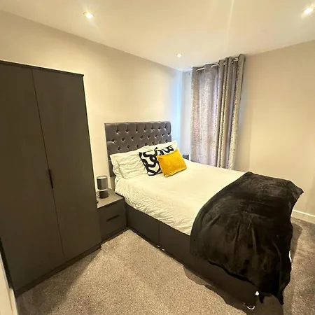 Salford Retreat - 2 Bedroom 맨체스터