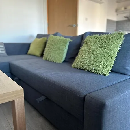 Apartment New 2 Bedroom Flat Close To Center Delta Point *