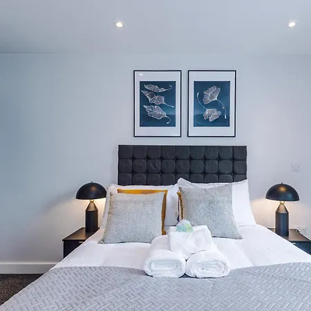 Luxury 1br Self Check-in 10mins To Centre Μάντσεστερ
