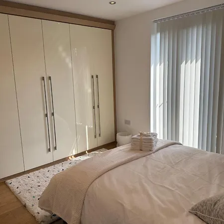 Elegant In West Didsbury Lägenhet