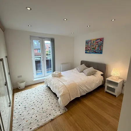 Elegant In West Didsbury Lägenhet *