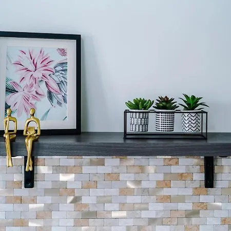 Quay House - Modern In Salford Apartment *