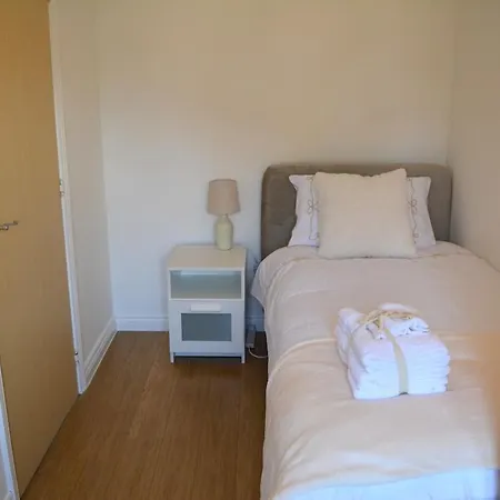 Elegant In West Didsbury Apartment Manchester